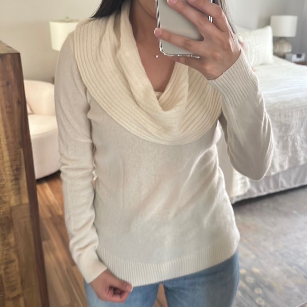 Cream 100% cashmere cowl neck sweater, Antonio Melani, size small